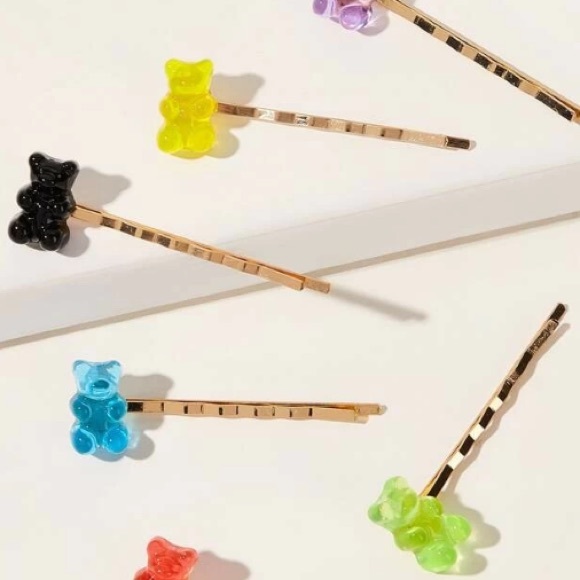 🦋 3 for $30 🦋 6 pcs gummy bears Bobby pins - Picture 3 of 4